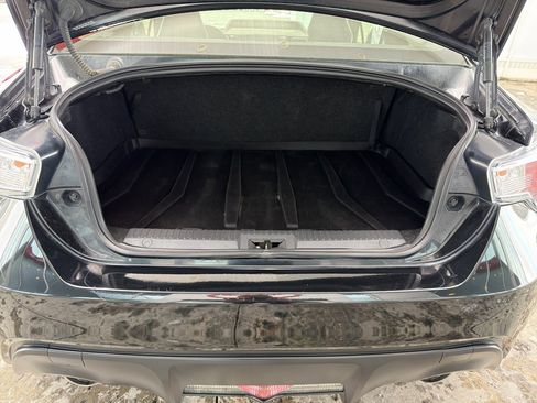 Used 2016 Subaru BRZ Limited w/ Popular Package #4 image 8