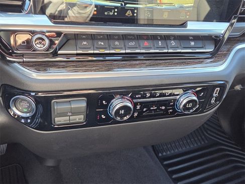 New 2026 GMC Sierra 1500 SLE w/ X31 Off-Road Package image 23