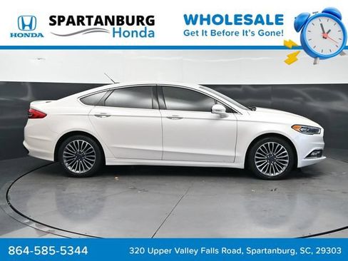 Used 2017 Ford Fusion Titanium FWD image 4