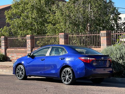 Used 2015 Toyota Corolla S image 4