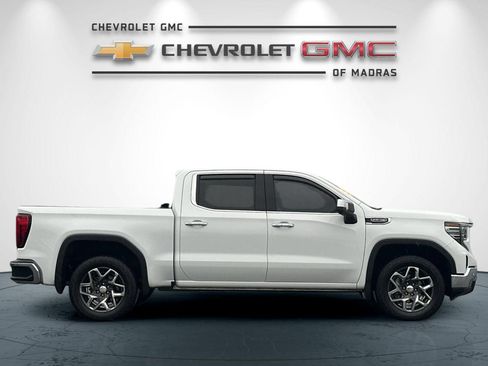 Used 2024 GMC Sierra 1500 SLT w/ SLT Premium Plus Package AWD/4WD image 2