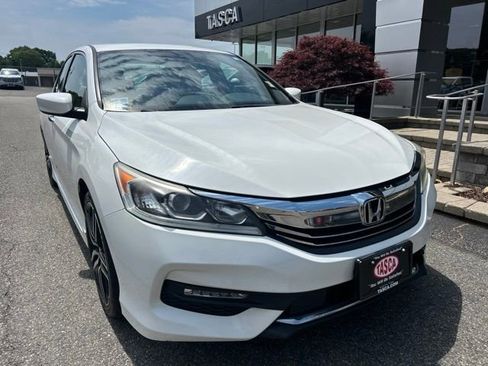 Used 2017 Honda Accord Sport image 1