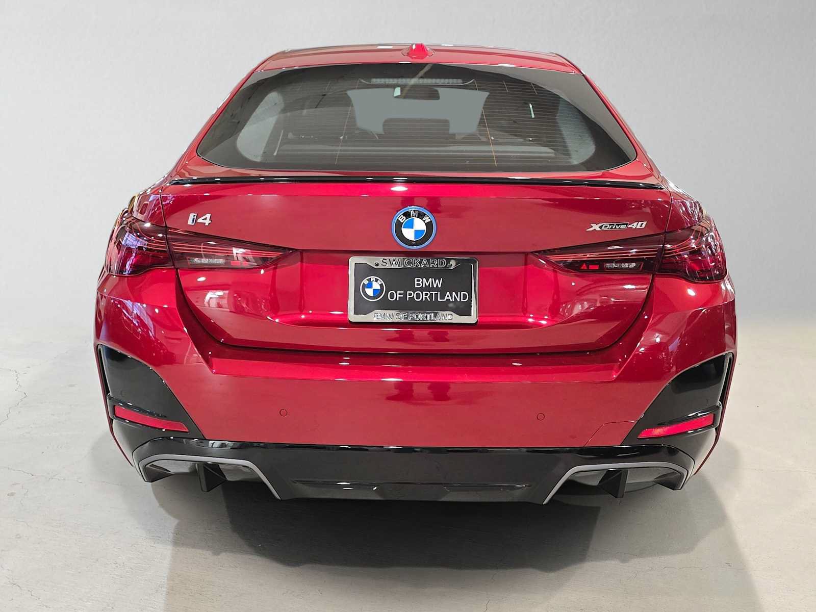 Used 2025 BMW i4 xDrive40i w/ M Sport Package AWD/4WD image 4