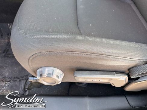 Used 2020 Jeep Wrangler Unlimited Sahara image 15