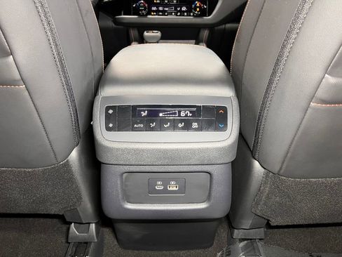 Used 2025 Nissan Pathfinder Rock Creek AWD/4WD image 22