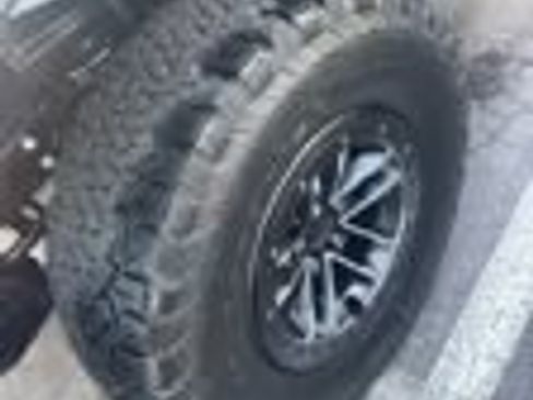 Used 2026 Jeep Wrangler Unlimited Rubicon AWD/4WD image 16