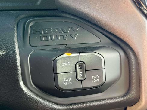 Used 2025 RAM 2500 Big Horn AWD/4WD image 20