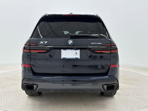 Certified 2025 BMW X7 xDrive40i w/ M Sport Package AWD/4WD image 10
