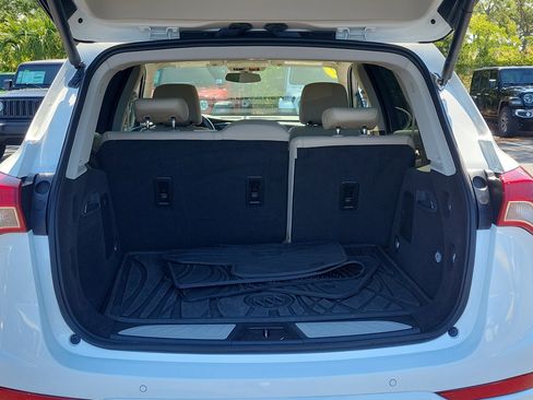 Used 2019 Buick Envision Essence FWD image 12