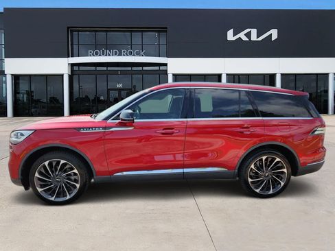 Used 2020 Lincoln Aviator Reserve w/ Equipment Group 202A AWD/4WD image 4