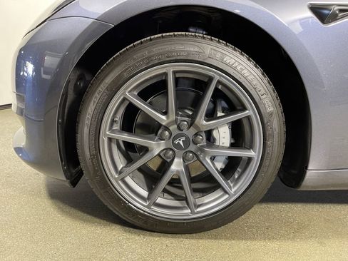 Used 2023 Tesla Model 3 Standard Range image 11