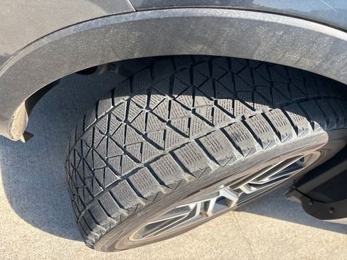 Used 2019 Ford Explorer Sport w/ Equipment Group 401A AWD/4WD image 28