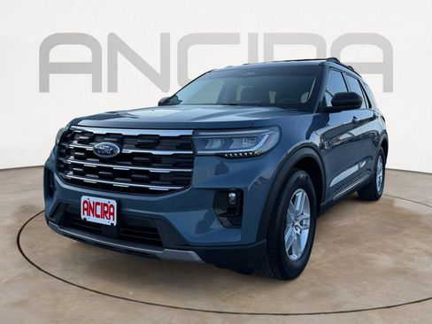 Used 2025 Ford Explorer Active w/ Active Comfort Package RWD image 4