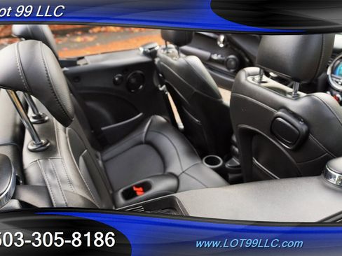 Used 2019 MINI Cooper S w/ Premium Package image 16