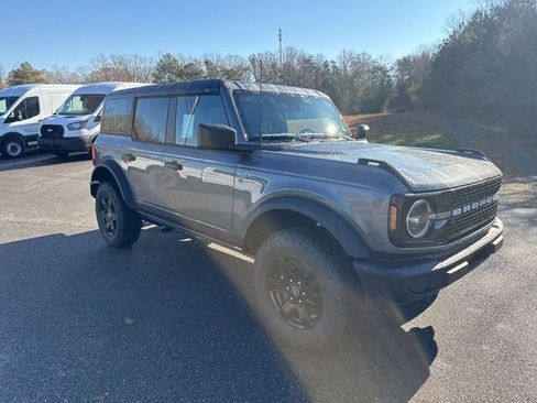New 2025 Ford Bronco Big Bend image 28