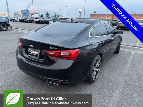 Used 2017 Chevrolet Malibu Premier w/ Premier Sun and Wheel Package image 11
