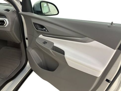 Certified 2022 Chevrolet Bolt EUV Premier FWD image 14