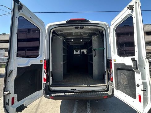 Used 2019 Ford Transit 250 148 Medium Roof RWD image 5
