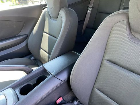 Used 2015 Chevrolet Camaro LT image 40