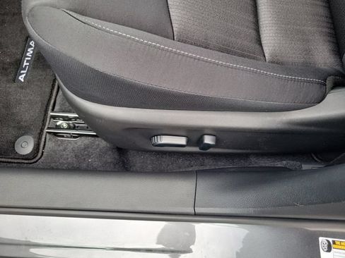 New 2026 Nissan Altima 2.5 SV AWD/4WD image 17
