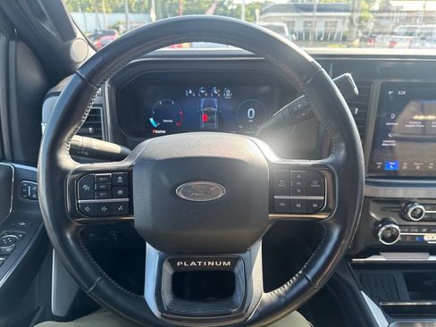 Used 2025 Ford F350 Platinum AWD/4WD image 17
