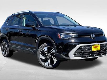 New 2025 Volkswagen Taos SE