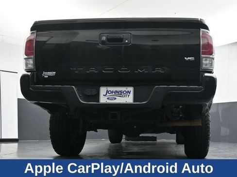 Used 2023 Toyota Tacoma TRD Off-Road w/ Advanced Technology Package image 28