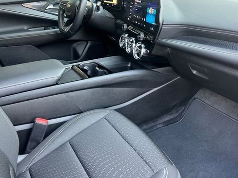 New 2025 Chevrolet Blazer EV LT image 20