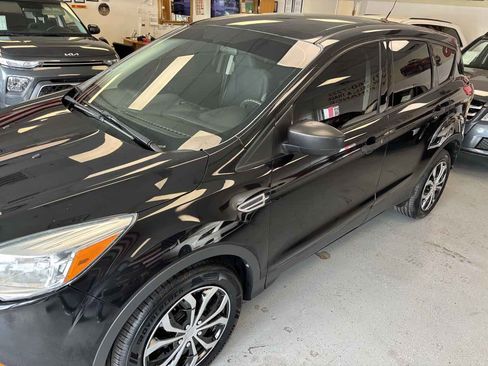 Used 2014 Ford Escape S image 3