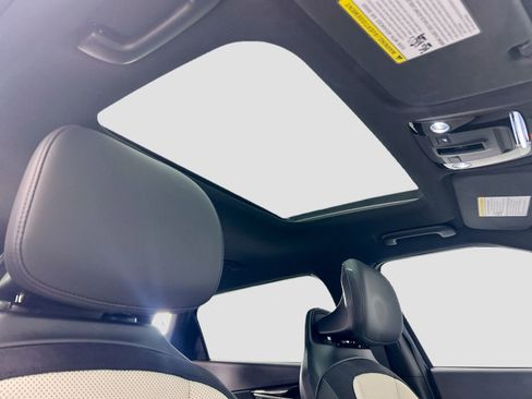 Used 2023 Kia EV6 GT-Line w/ GT-Line White Seat Package image 17