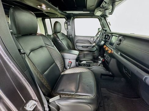 Used 2020 Jeep Wrangler Unlimited Sahara AWD/4WD image 29