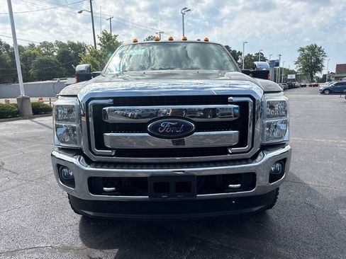 Used 2015 Ford F250 XLT w/ XLT Premium Package AWD/4WD image 3