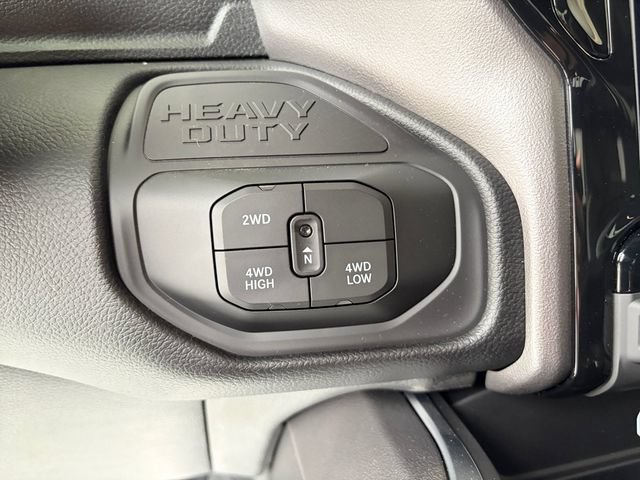 New 2026 RAM 2500 Laramie w/ Towing Technology Group AWD/4WD image 30