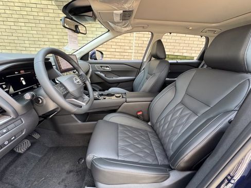 New 2026 Nissan Rogue Platinum AWD/4WD image 24