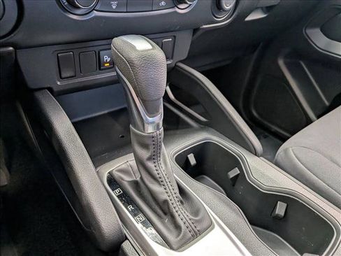 Used 2023 Nissan Frontier S w/ Technology Package image 17