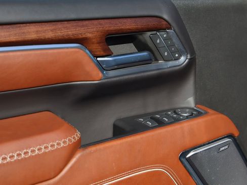 Used 2024 GMC Sierra 2500 Denali Ultimate image 22