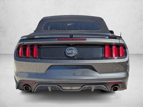 Used 2017 Ford Mustang GT Premium image 5