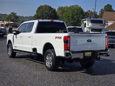 Used 2023 Ford F250 Lariat w/ FX4 Off-Road Package image 24