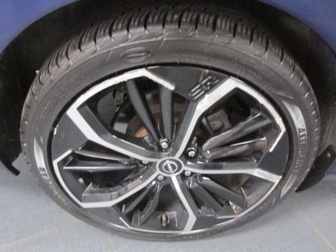 Used 2023 Nissan Altima 2.5 SR image 15