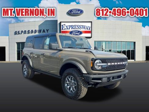 New 2025 Ford Bronco Badlands AWD/4WD image 4