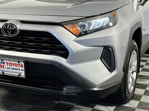 Certified 2022 Toyota RAV4 LE image 10