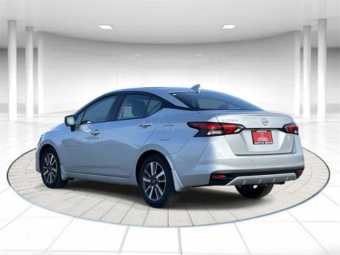 Used 2025 Nissan Versa SV w/ Trunk Package image 2