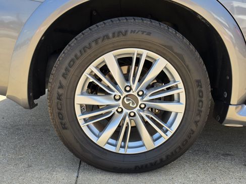 Used 2018 INFINITI QX80 2WD image 17