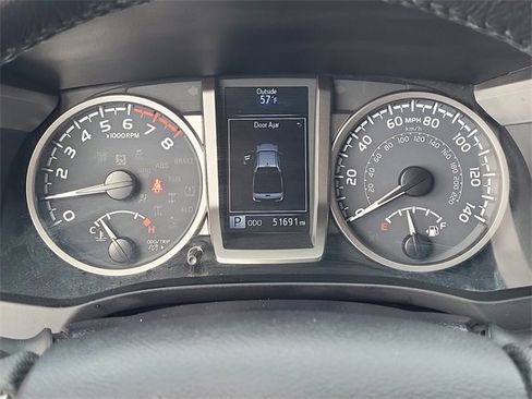 Used 2021 Toyota Tacoma SR5 image 15