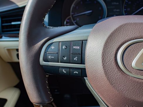 Used 2018 Lexus ES 350 w/ Premier Package FWD image 24