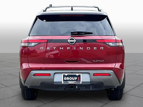 New 2026 Nissan Pathfinder Platinum FWD image 4
