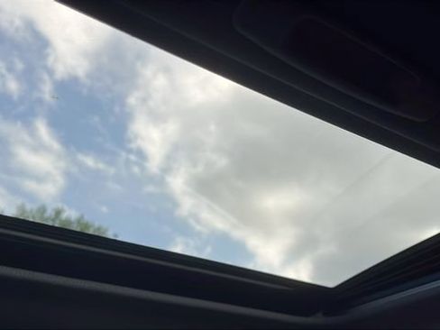 Certified 2024 Toyota Sienna XLE Woodland Edition image 22