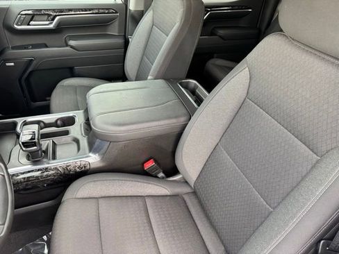Used 2024 Chevrolet Silverado 1500 RST w/ Convenience Package II AWD/4WD image 6