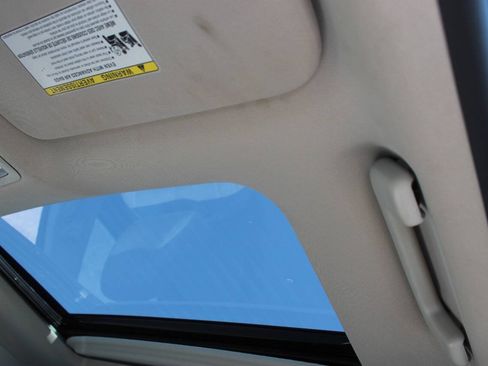 Used 2013 Toyota Avalon Limited FWD image 19