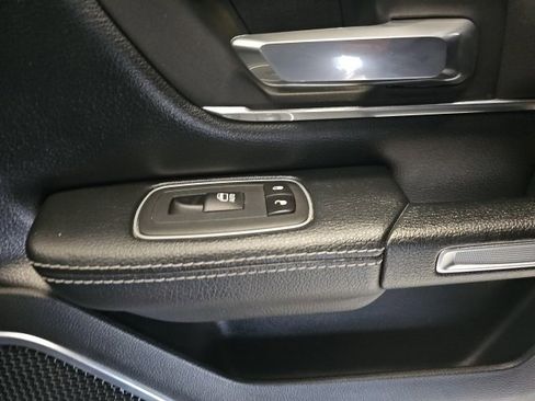 Used 2020 RAM 1500 Laramie image 41